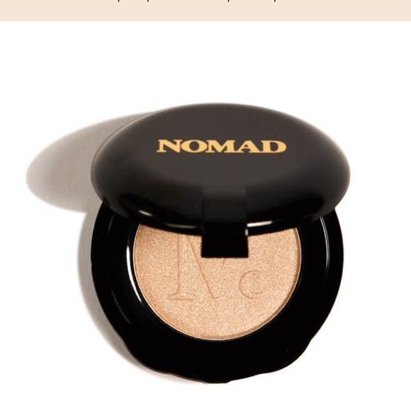 4/$25 Nomad illuminated highlighting powder - Picture 1 of 4